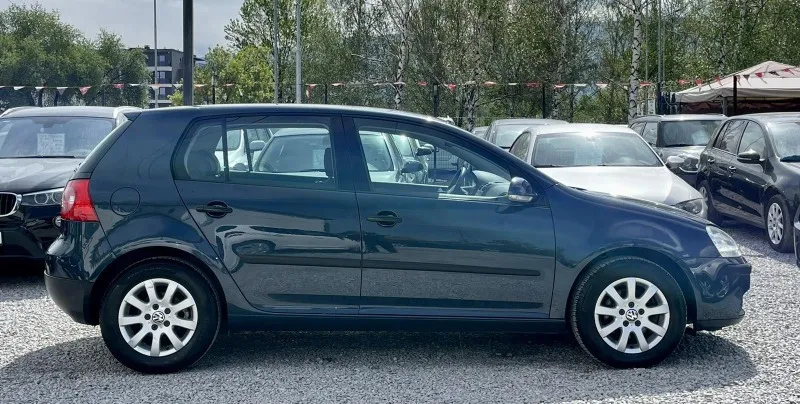 Volkswagen Golf 1.9TDI 105HP Image 4