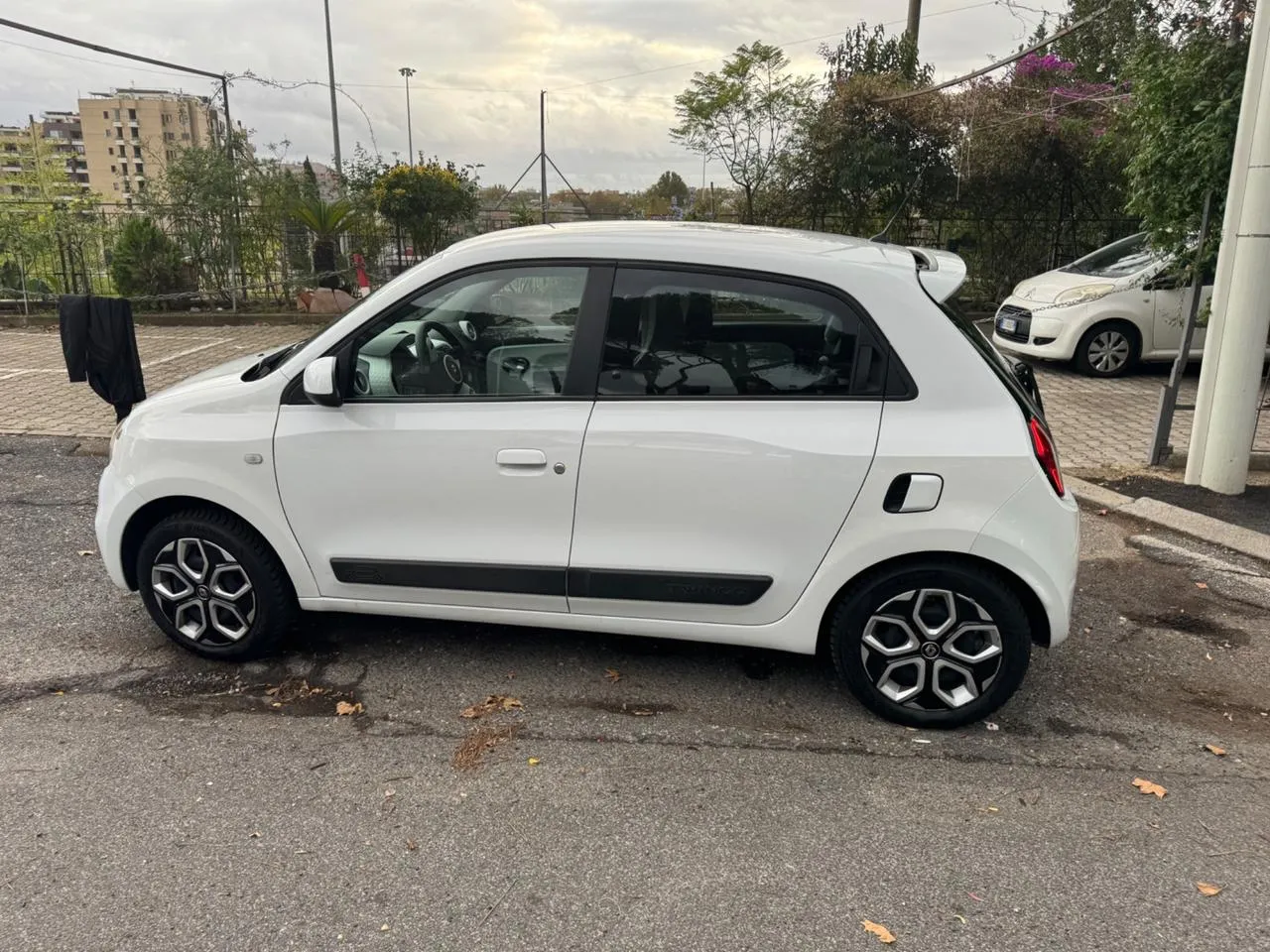 RENAULT Twingo SCe 65 CV Intens Image 6