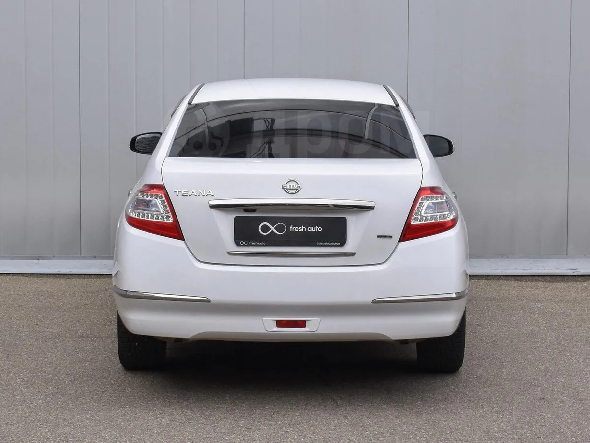 Nissan Teana Image 4